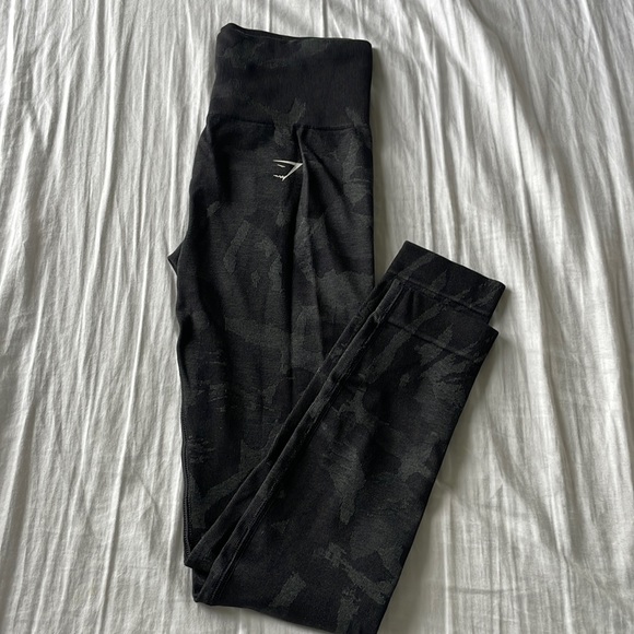 Gymshark Adapt Camo Seamless Leggings - Picture 2 of 5